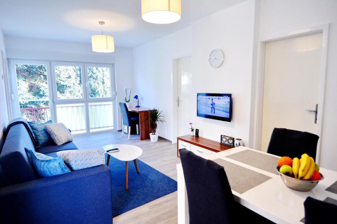 Apartman Monte Rizzi Pula Exterior foto